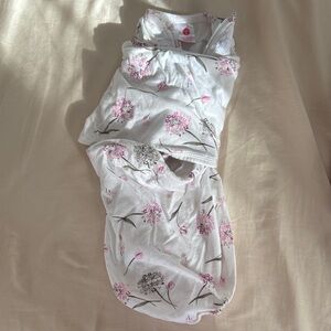 Embe Floral Baby Swaddle Blanket